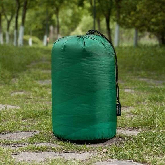 COPY - Weatherproof Vintage Summit Outdoor Blanket - Picture 6 of 7